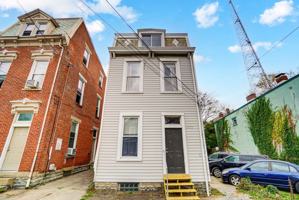 featured image of 2312 Stratford Avenue