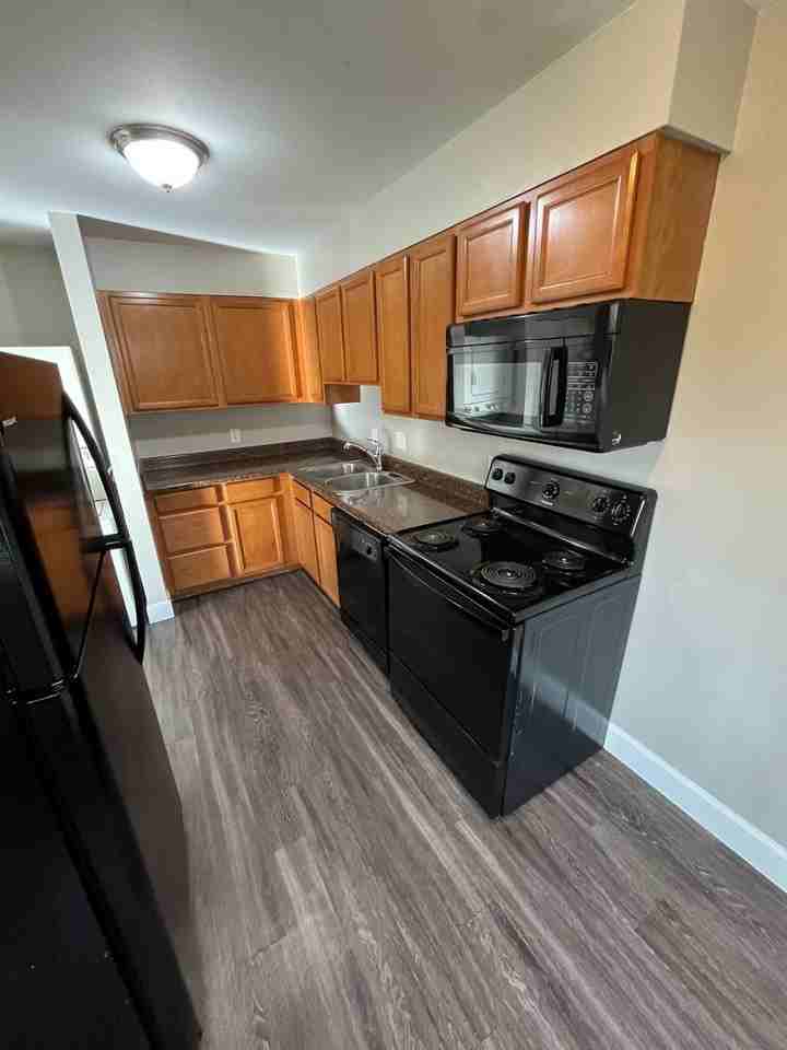 13164 E 13th Pl - Photo 2 of 19