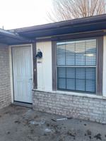 featured image of 2402 N Grand Ave Apt B #Apt B