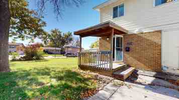 featured image of 721 Meadow Pl