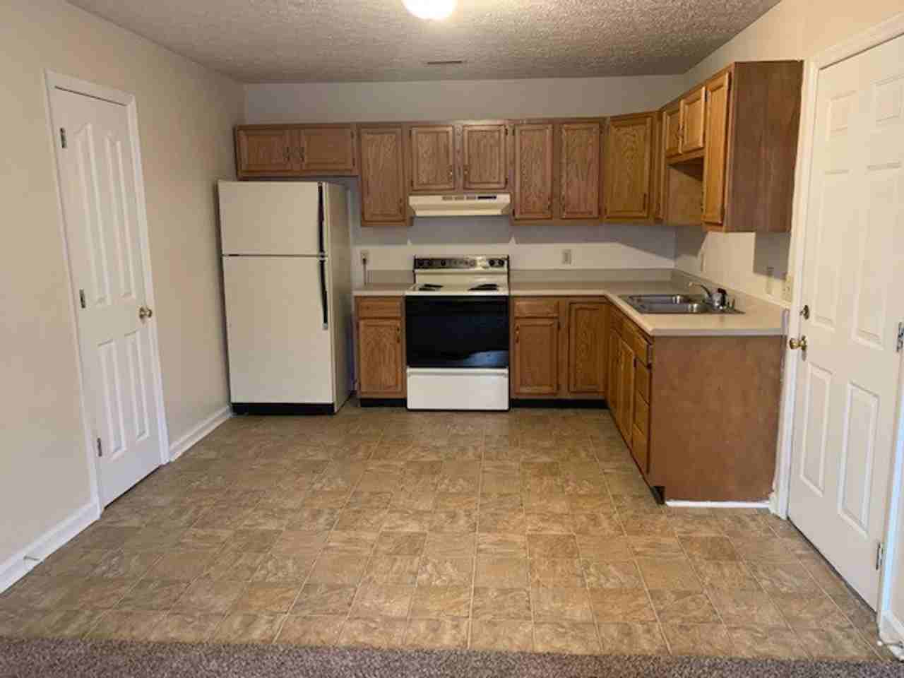 409/411 Noble King - Photo 2 of 11