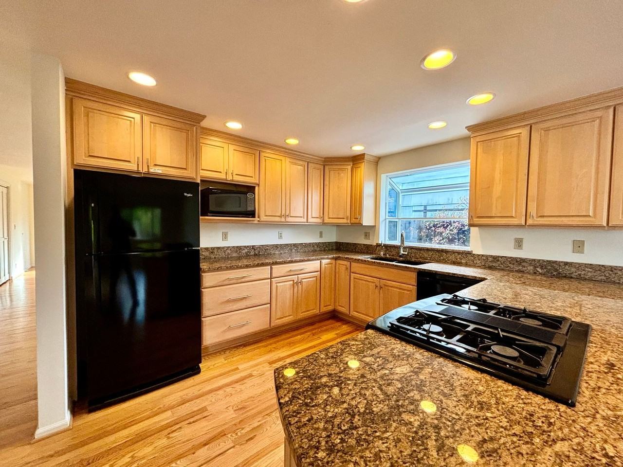 10329 13th Ave Nw - Photo 2 of 35