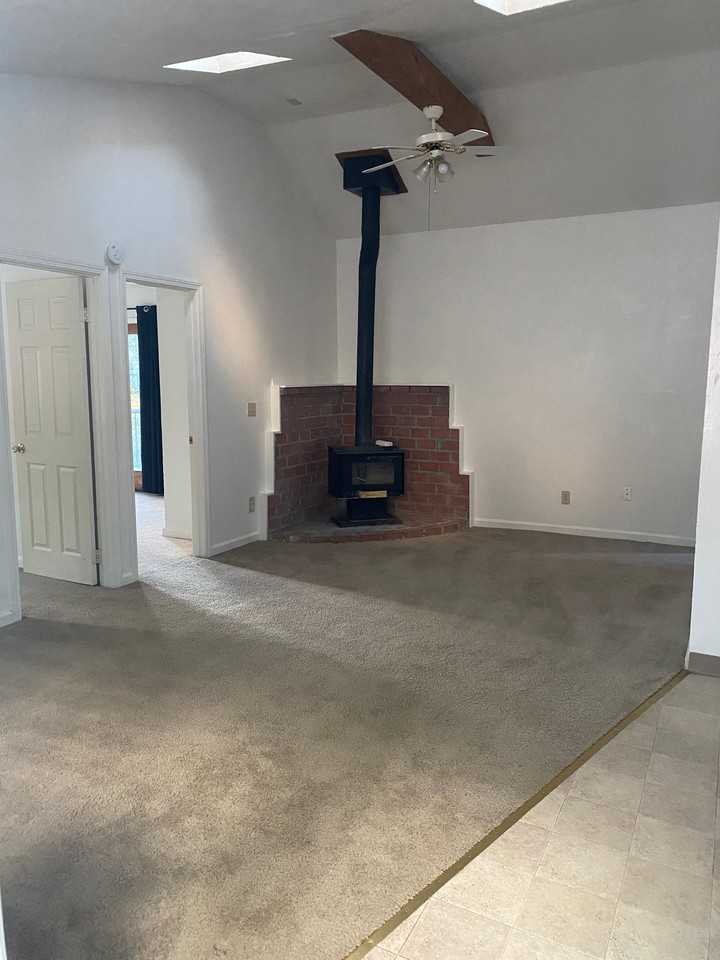 Nice 2+ Bed / 1 Bath Duplex in Placerville - Photo 2 of 9