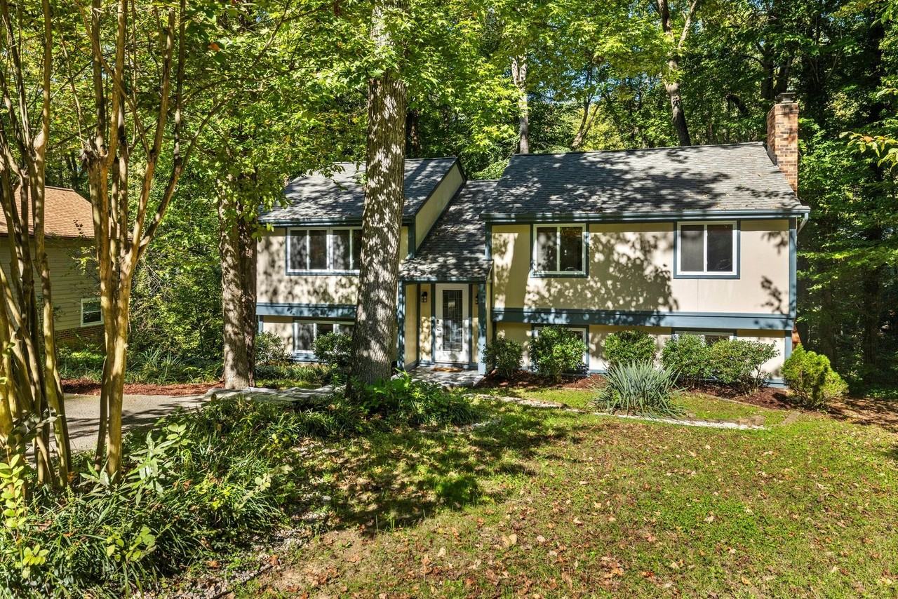13206 Thornridge Ln - Photo 3 of 33