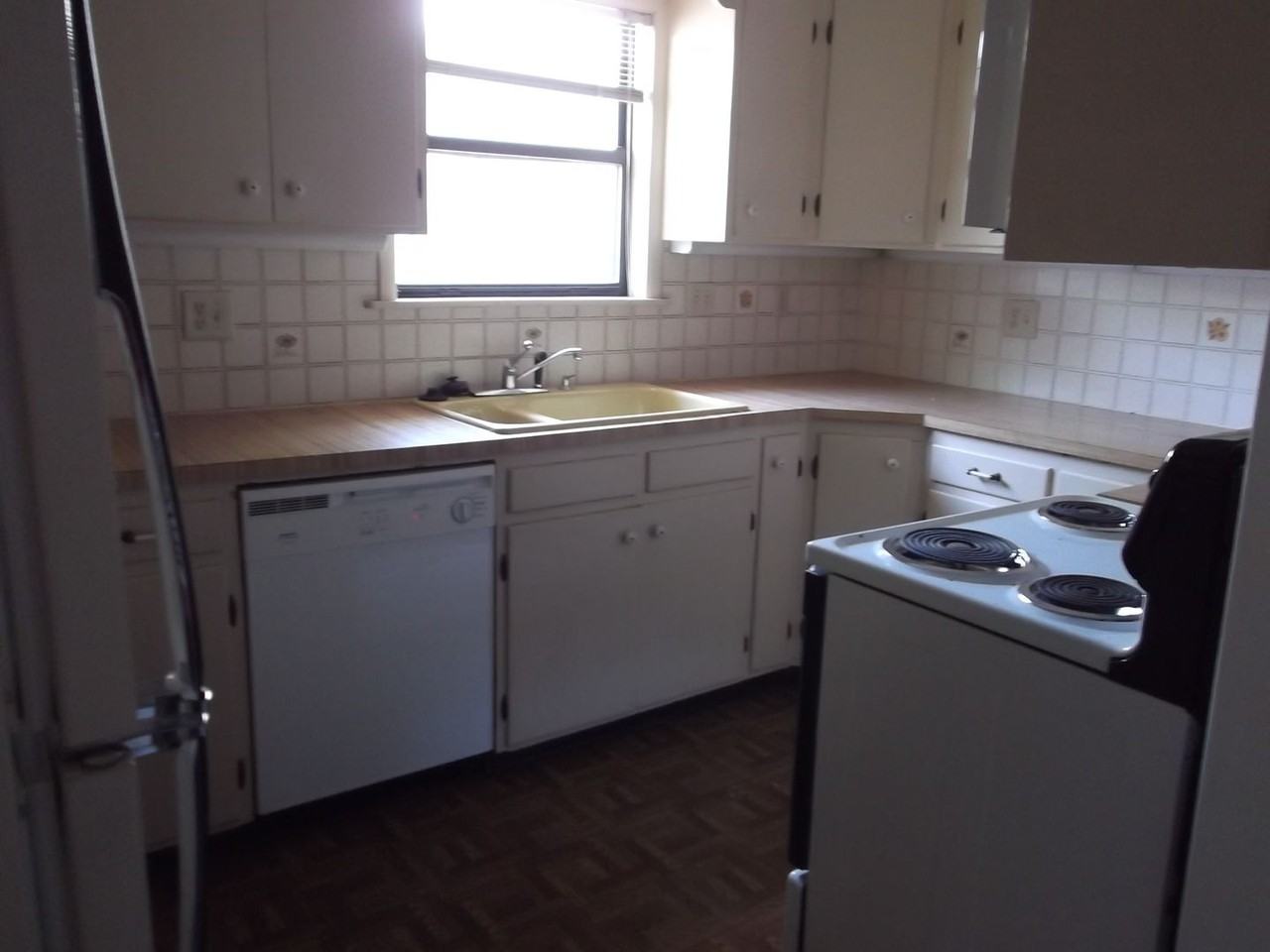 703-705 Arizona - Photo 2 of 10