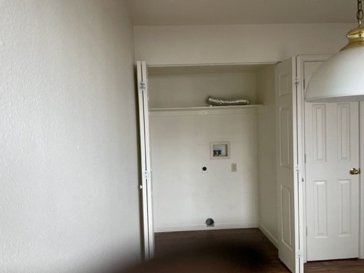 4005 Pheasant Dr #2 - Photo 7 of 10