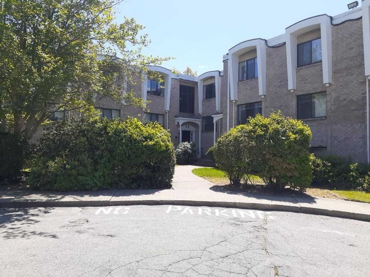 9-11 9-11 ALUMNI AVE/331 HOPE ST. - Photo 2 of 26