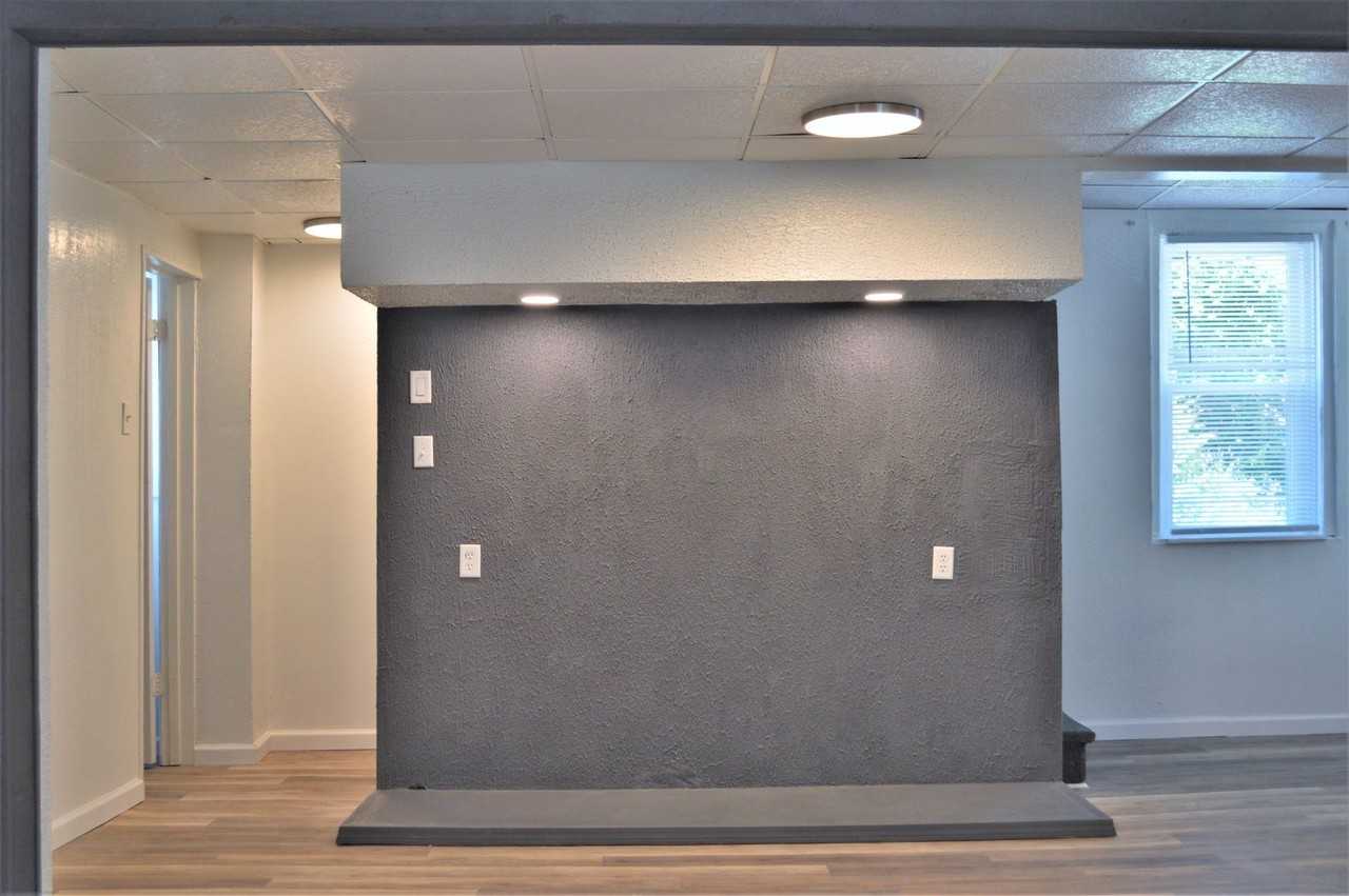 12-14 Boundary Street - Photo 5 of 33