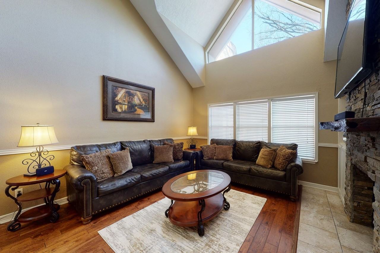 3122 Camelot Dr #13 - Photo 2 of 28