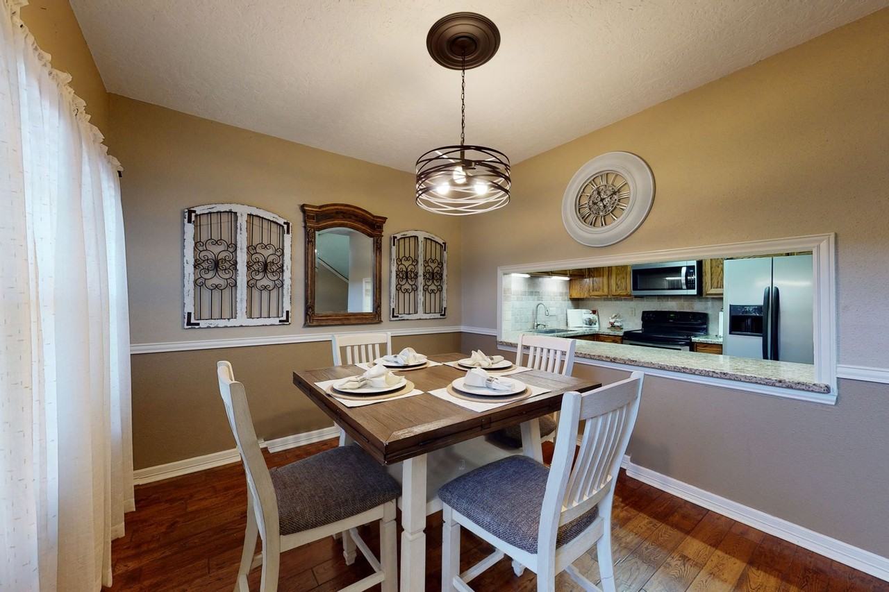 3122 Camelot Dr #13 - Photo 5 of 28