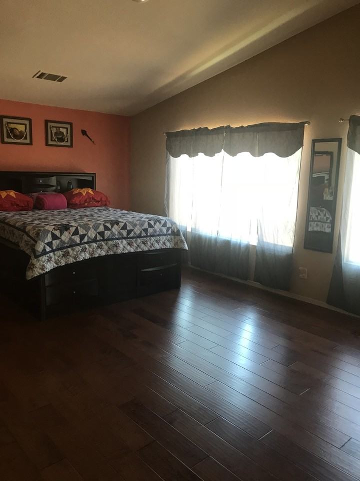 2208 Mesa Verde Ln - Photo 2 of 11