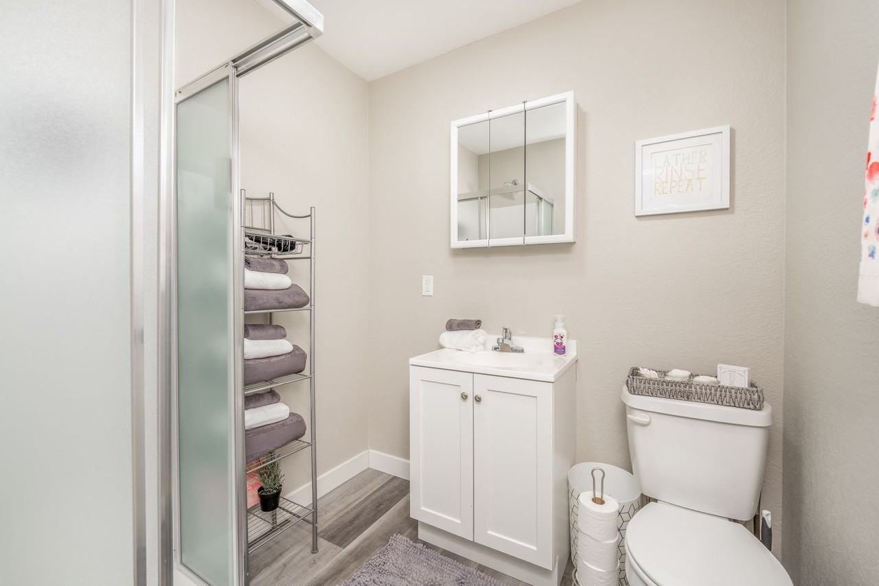 304 S Hydraulic St Fourplex - Photo 2 of 6