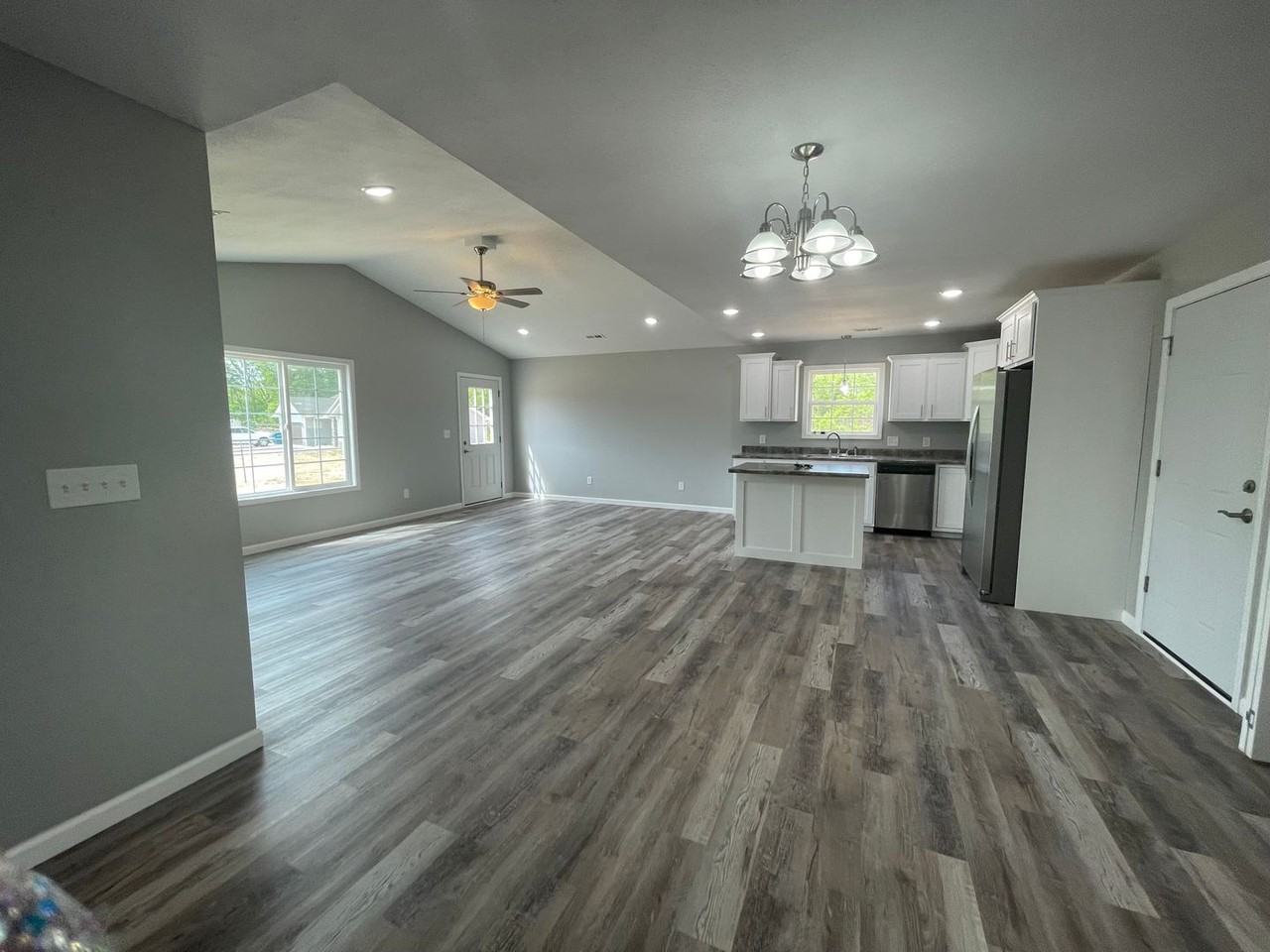 357 Apple Park Way - Photo 3 of 3