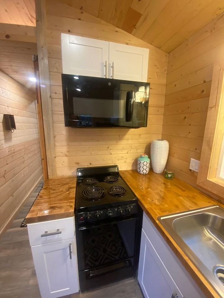 Tiny Home B, Rouggly Rd. - Photo 7 of 14