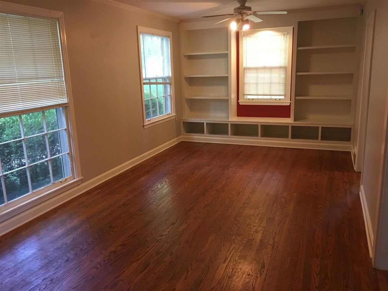 700 Canebrake Dr - Photo 2 of 17
