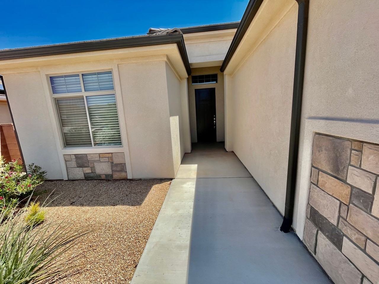 760 N 2840 W - Photo 4 of 46