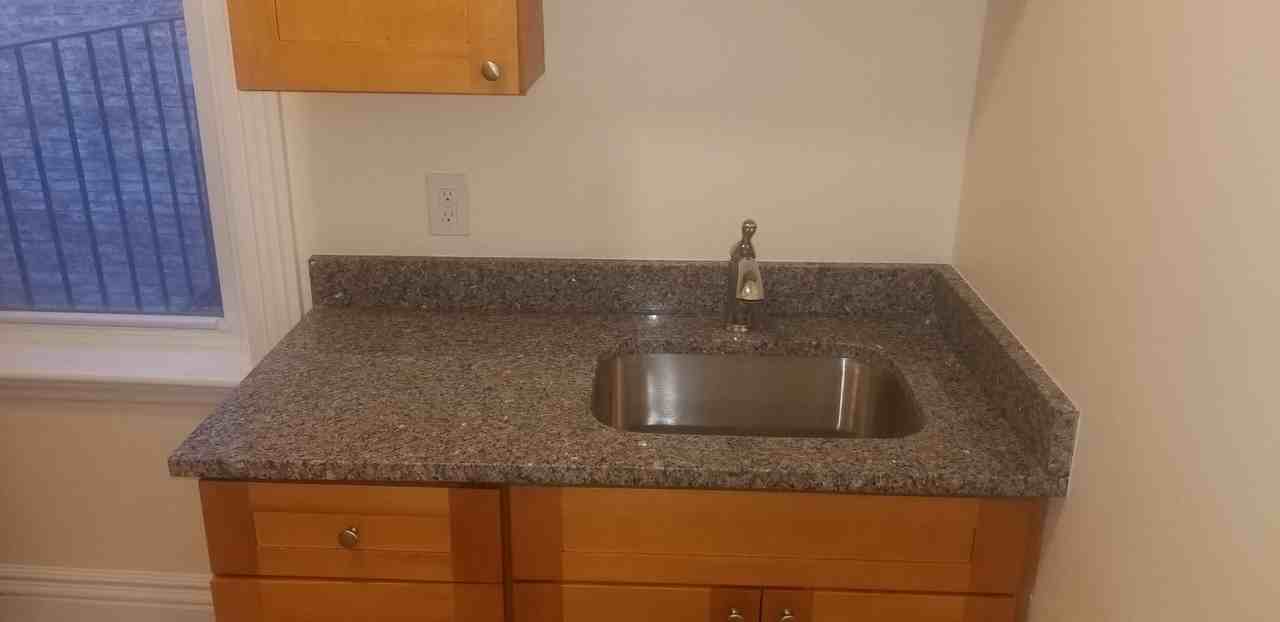 33 Park Dr - Photo 4 of 11