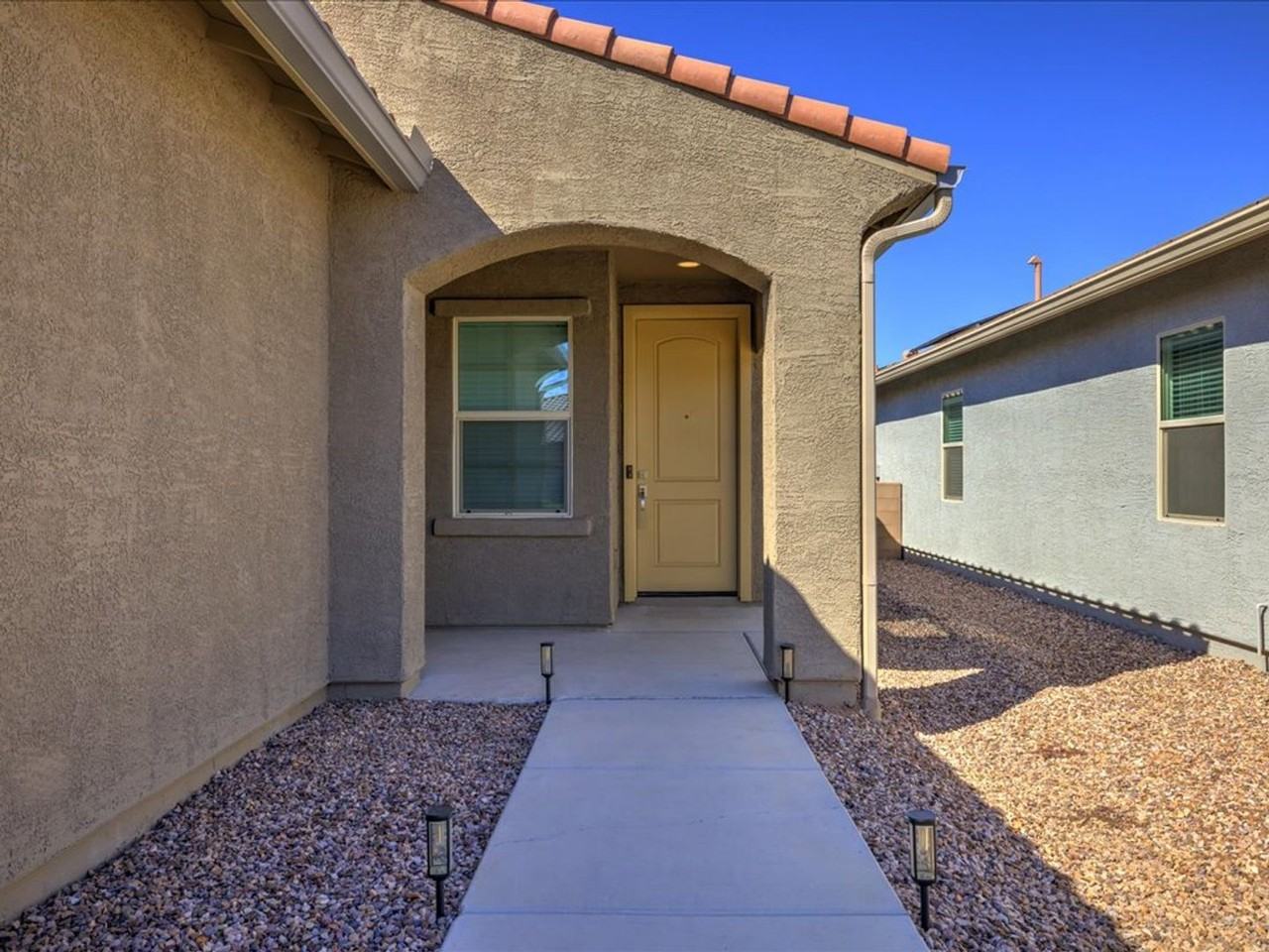 7003 E Vuelta Aguarachay - Photo 3 of 38