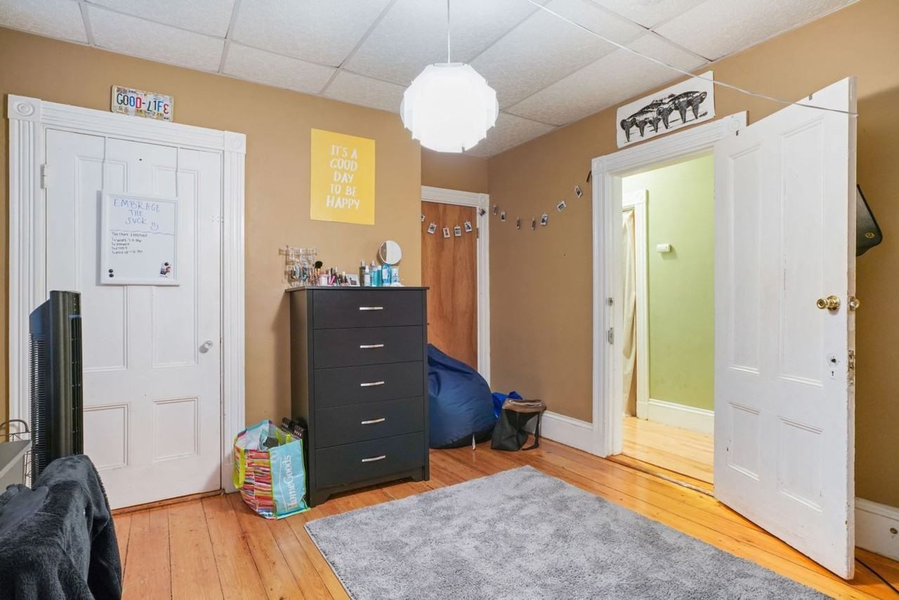 74 Calumet St - Photo 6 of 12