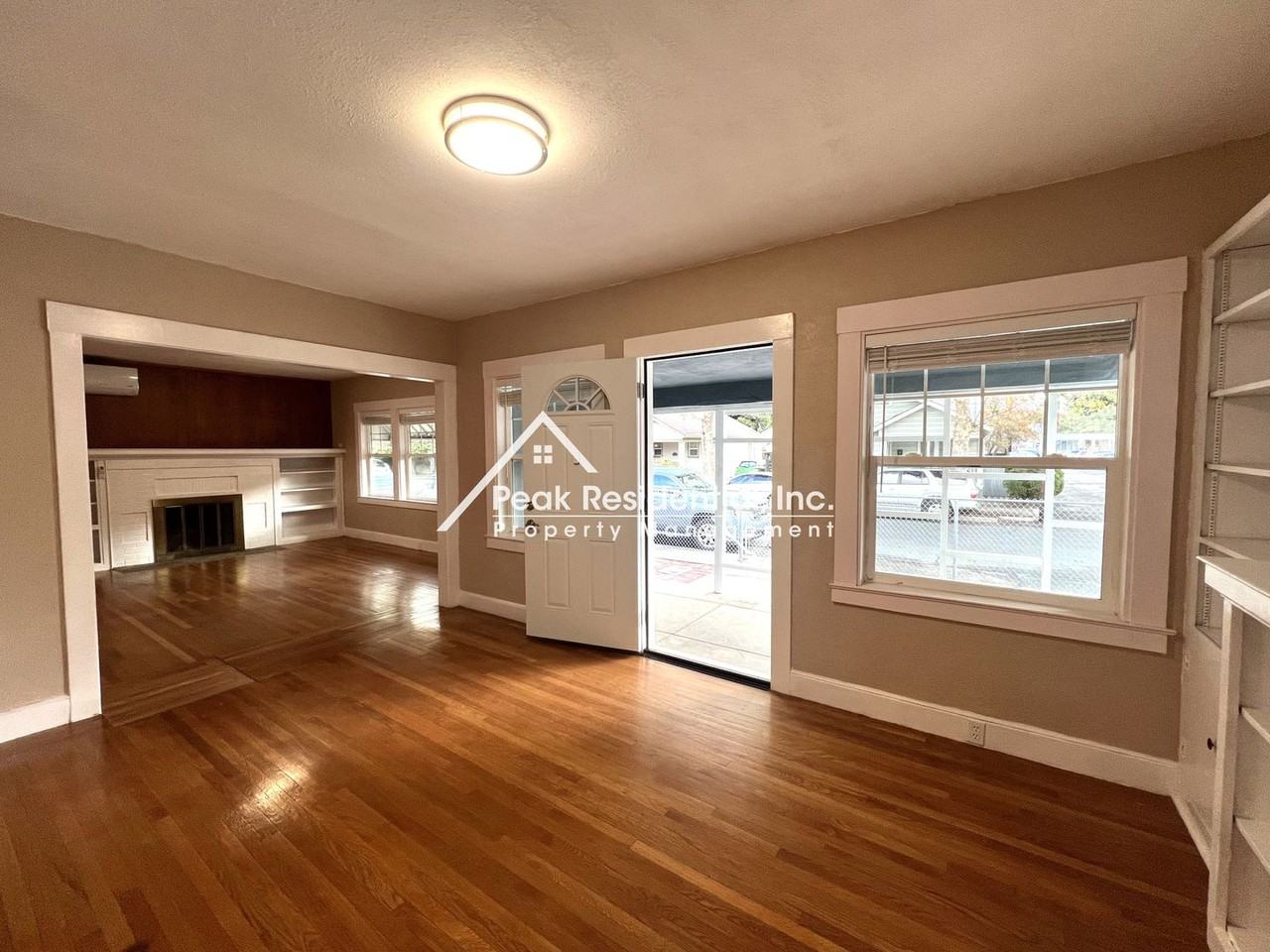2974 32nd St - Photo 6 of 23