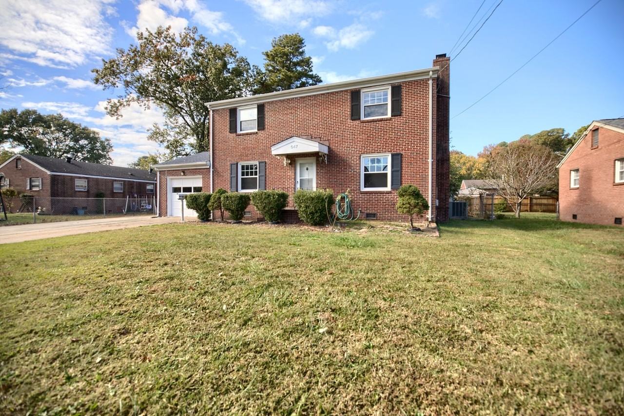 547 Beech Dr - Photo 2 of 26