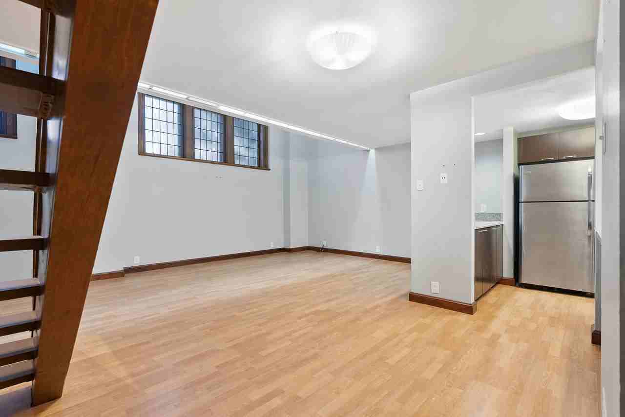 1052-54 South Kingshighway - Photo 2 of 30