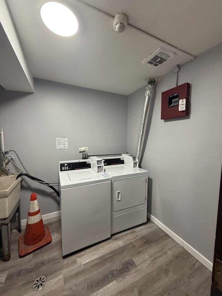 639 Jeffery Avenue - Photo 2 of 5