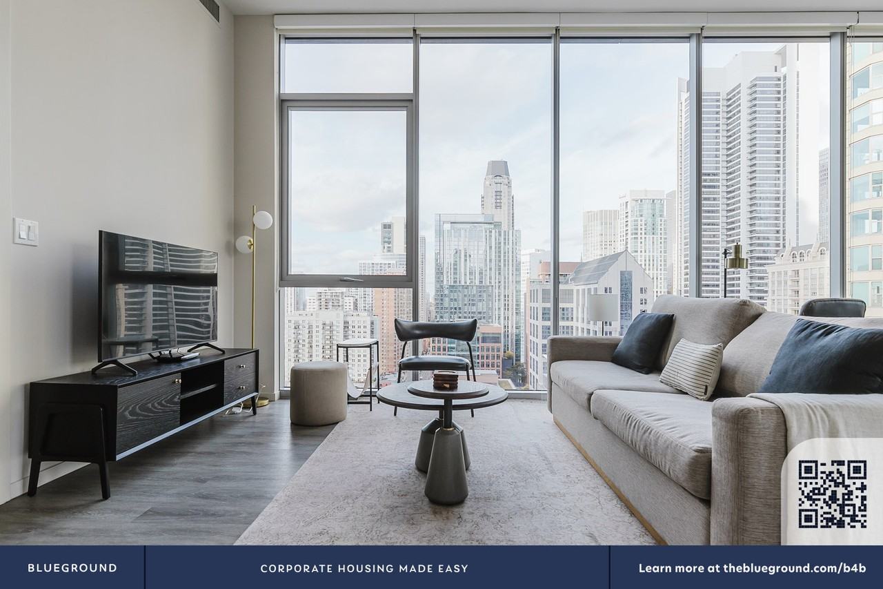 8 East Huron Street - Photo 6 of 50