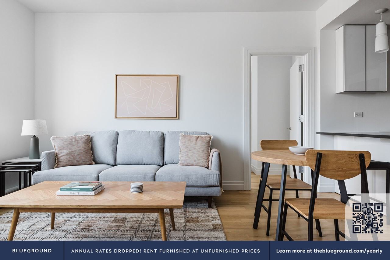 550 West 54th Street - Photo 4 of 35