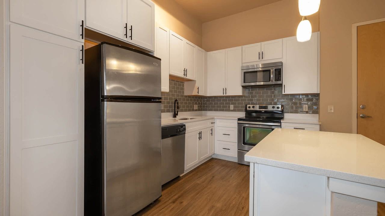 Arbour Square - Photo 6 of 50