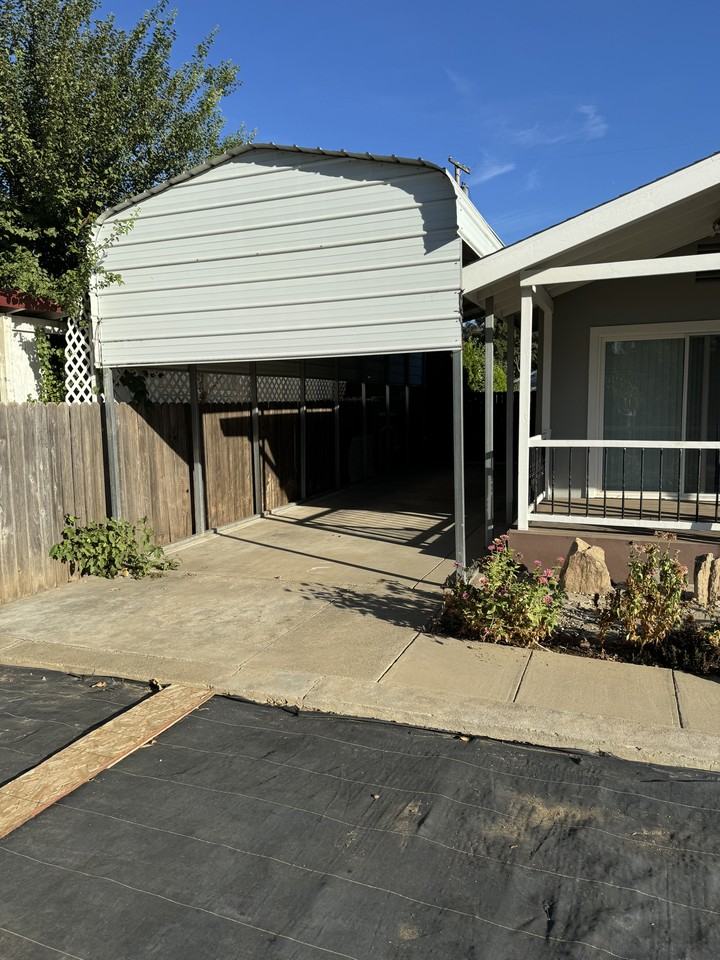 2820 Monroe Rd #NA - Photo 2 of 16