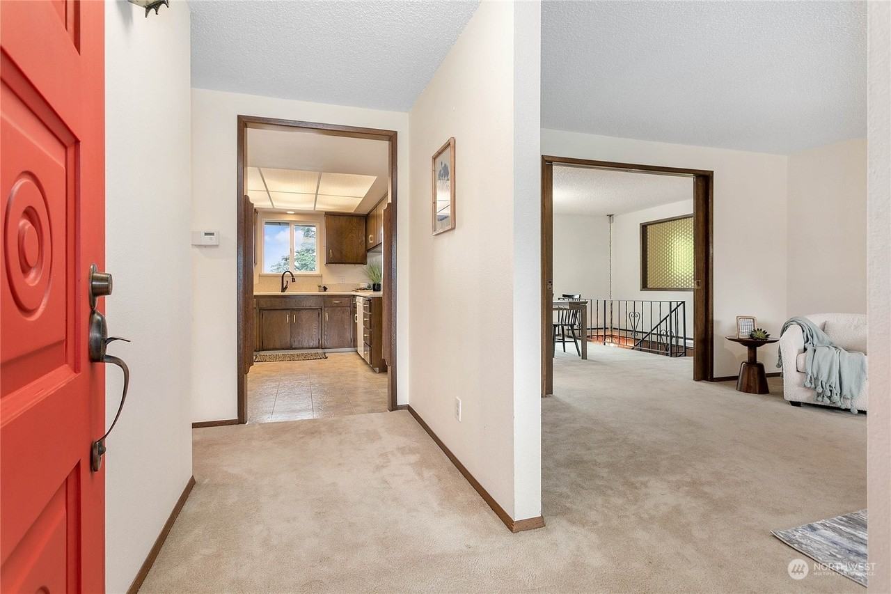 1014 E Toledo St #NA - Photo 2 of 19