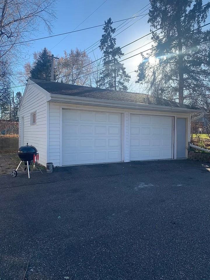 1146 8th Ave S #1146 - Photo 3 of 16