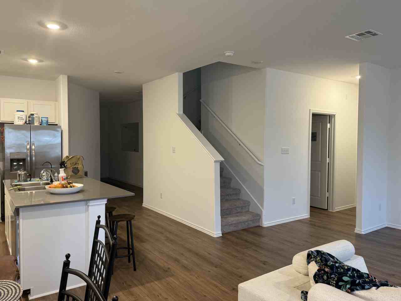320 Gresham #3 - Photo 4 of 20