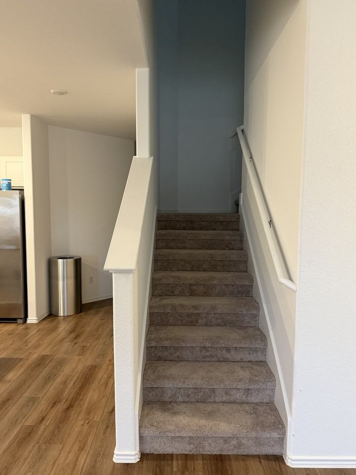 320 Gresham #2 - Photo 7 of 23