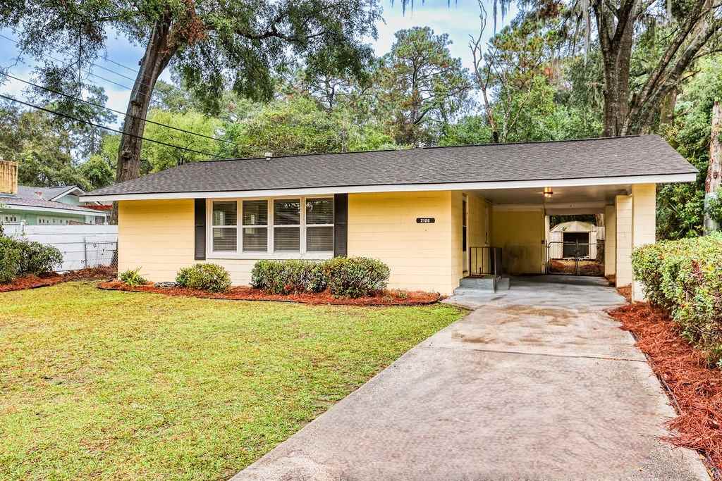 2106 Teresa Dr #NA - Photo 3 of 38