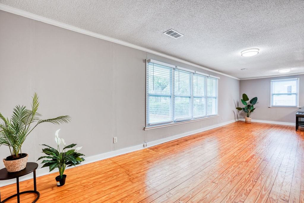 2106 Teresa Dr #NA - Photo 6 of 38