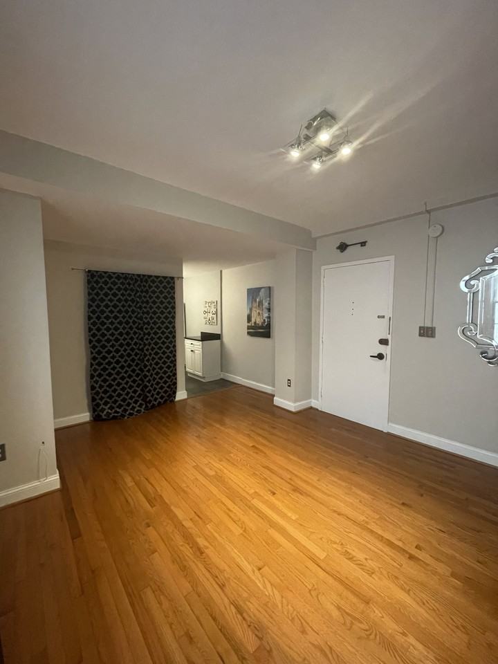 3100 Wisconsin Avenue Northwest #303