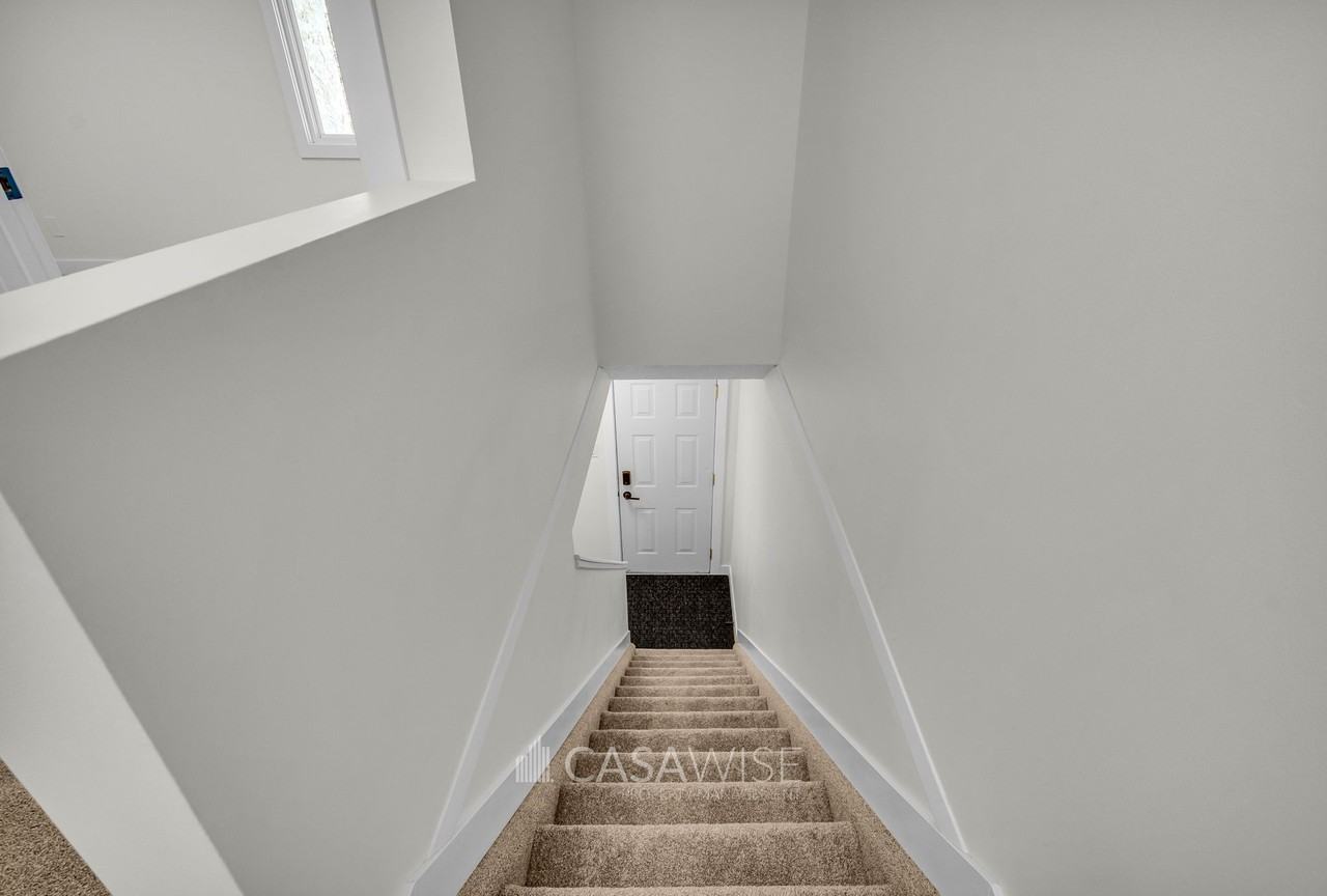 8 Lakewood Villge Nw #8 - Photo 7 of 25