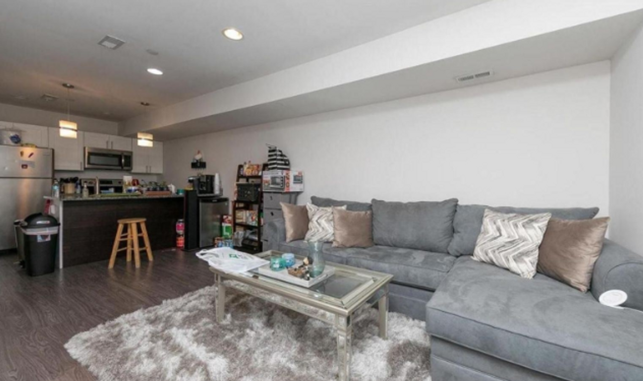 1725 W Montgomery Ave - Photo 2 of 21