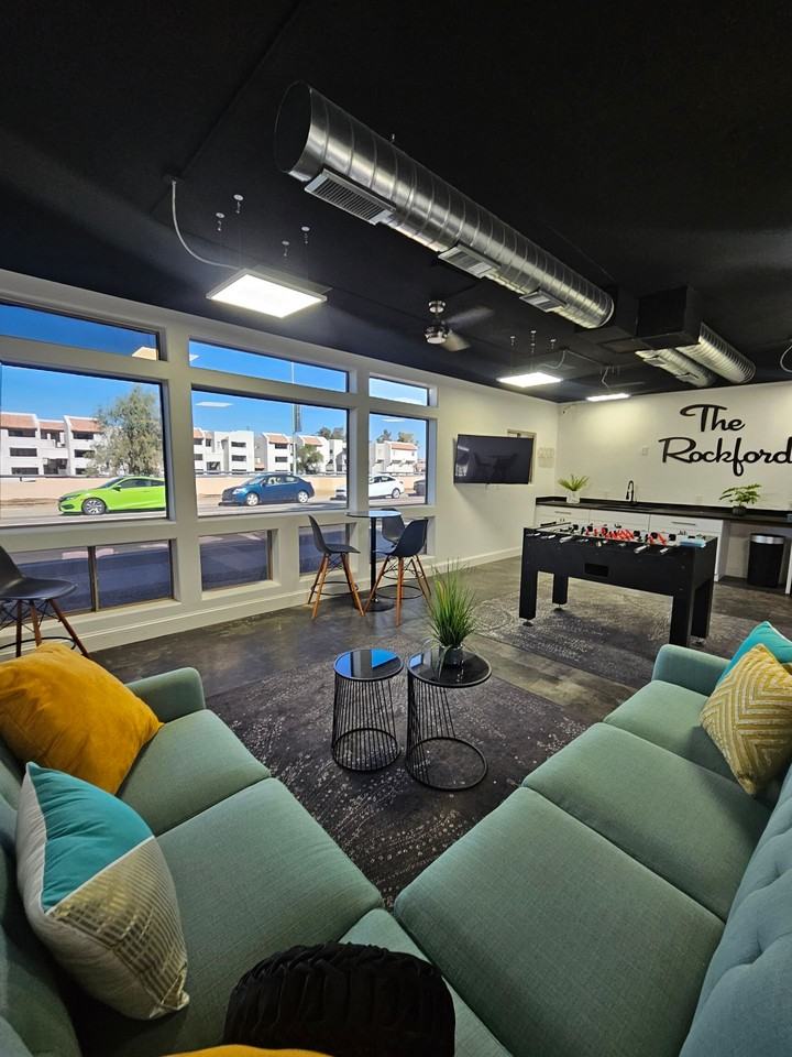 The Rockford - Photo 5 of 14