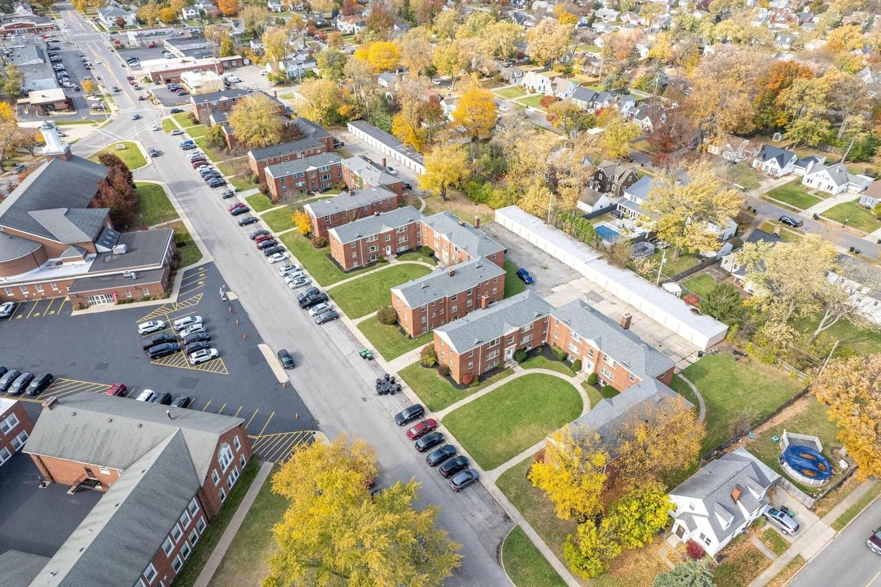 Highland View Apartments - Photo 4 of 8