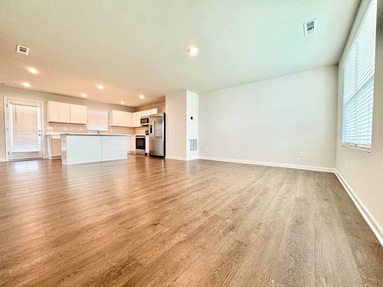 1834 Quail Run Way - Photo 3 of 23