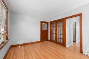 featured image of 3538 Hereford St