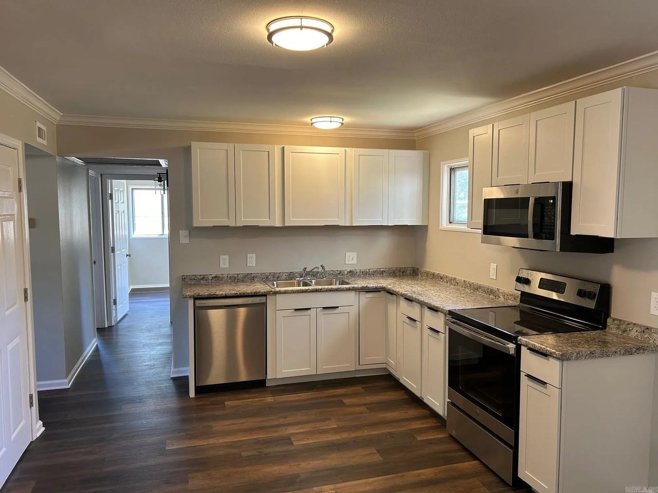 26 Delrose Drive - Photo 2 of 7