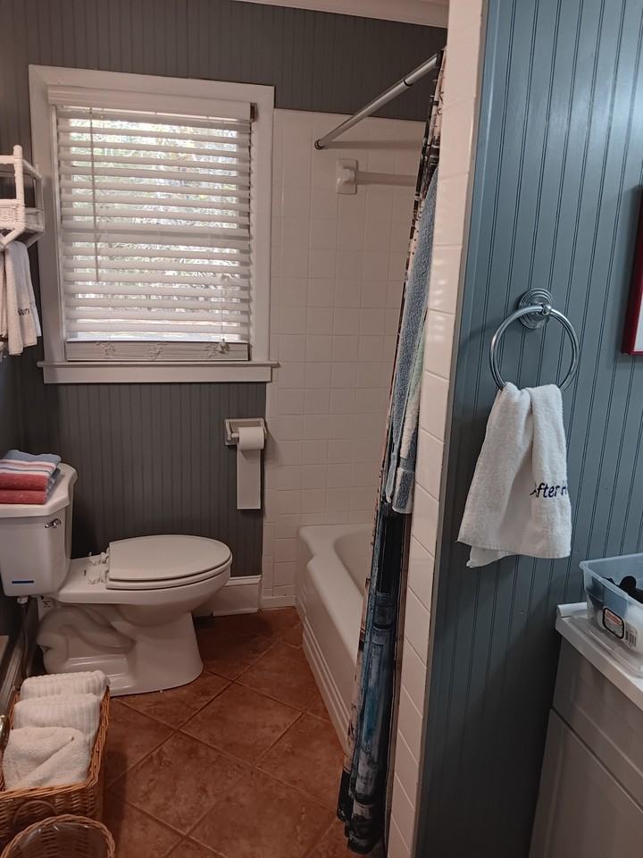 3206 Green Valley Drive - Photo 5 of 12