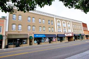 featured image of 1071 East Main Street