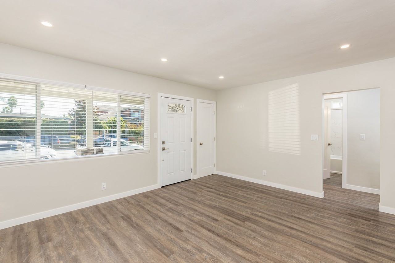527 Garfield St #1 - Photo 5 of 27