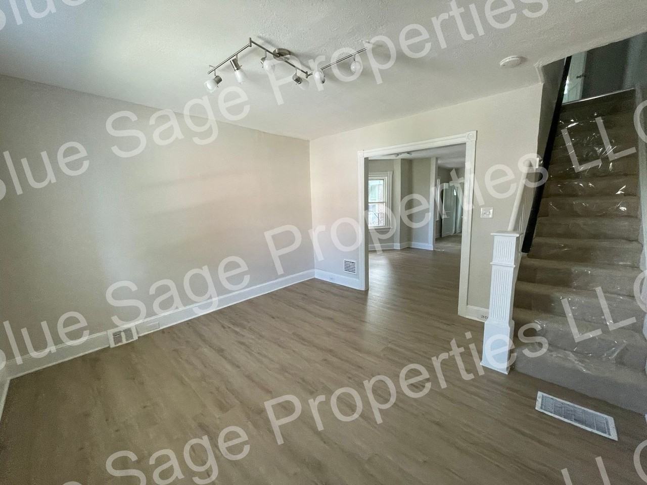 238 Pusey Ave - Photo 2 of 18