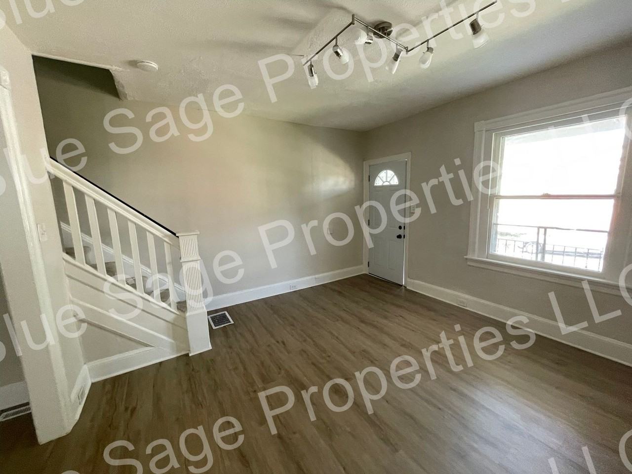 238 Pusey Ave - Photo 3 of 18